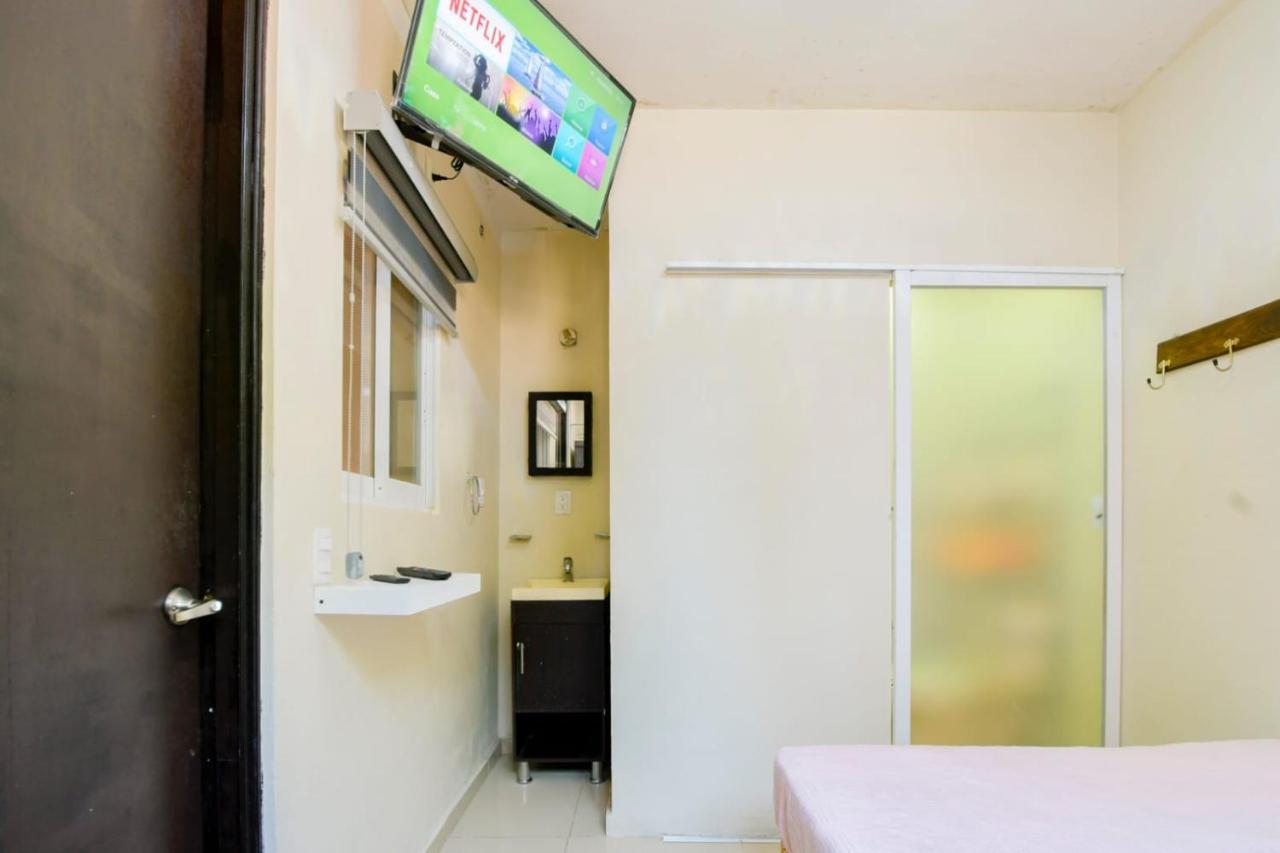 Hostal Vitta Γκουανταλαχάρα Εξωτερικό φωτογραφία