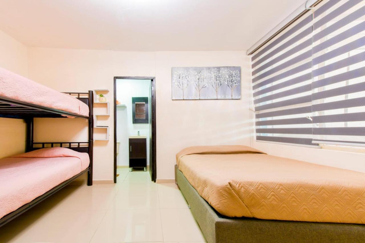 Hostal Premium En Guadalajara Centro Con Alberca Ξενοδοχείο Εξωτερικό φωτογραφία