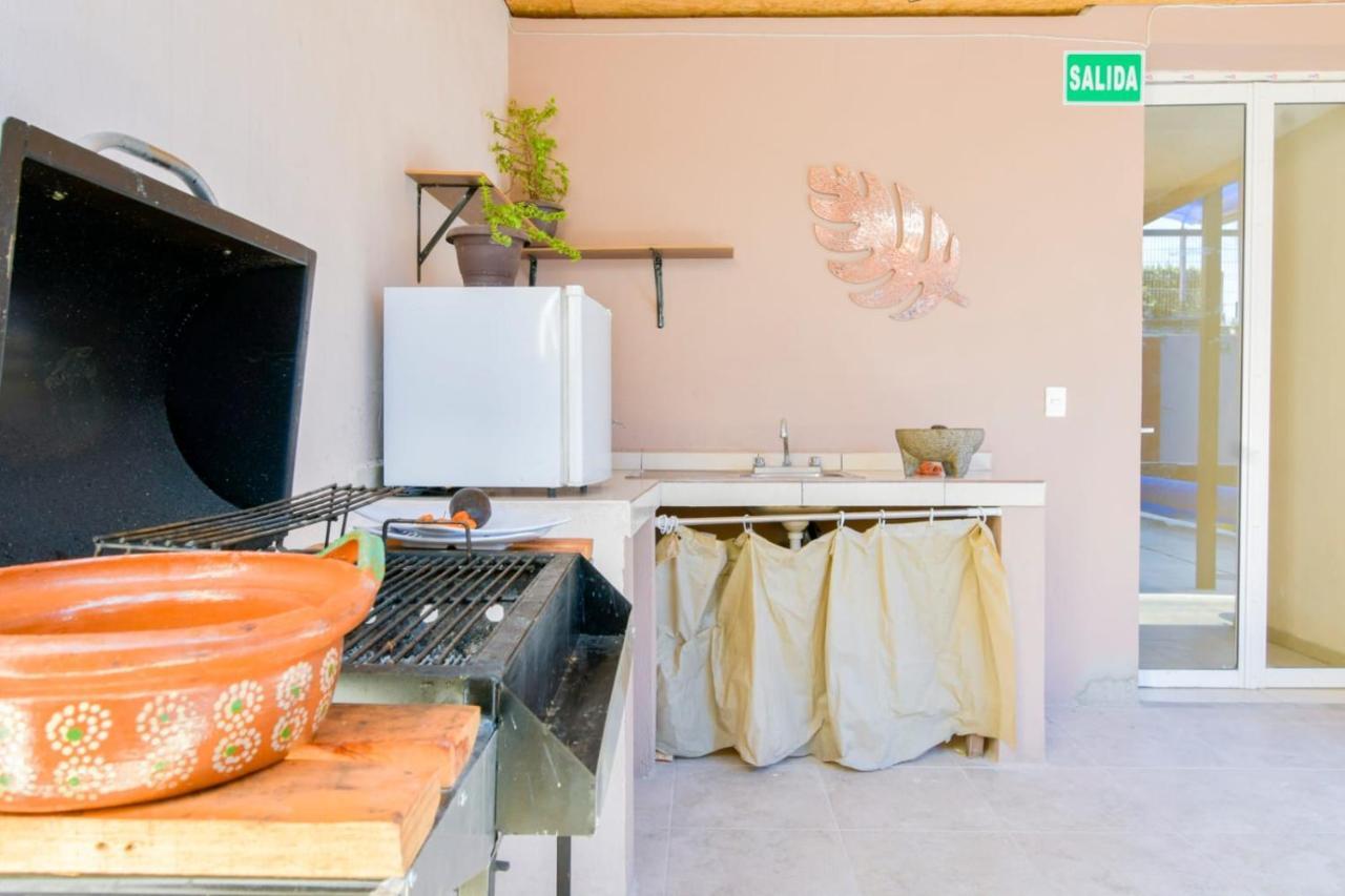 Hostal Vitta Γκουανταλαχάρα Εξωτερικό φωτογραφία